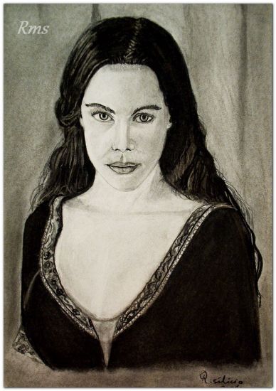 Arwen Carboncillo