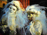 una pareja de carnaval