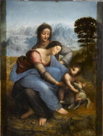 Sainte Anne, la Vierge et l’Enfant jouant avec un agneau dit La Sainte Anne. Vers 1503-1519. Huile sur bois (peuplier). H. 168,4 ; L. 112 cm (1,299 m avec agrandissements latéraux). Paris, musée du Louvre, département des Peintures, INV. 776. APRÈS RESTAURATION © RMN, musée du Louvre / René Gabriel Ojéda